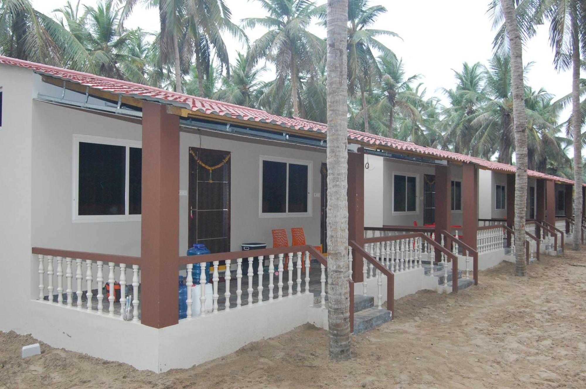 Coastline Beach Resort Perupalem Exterior photo