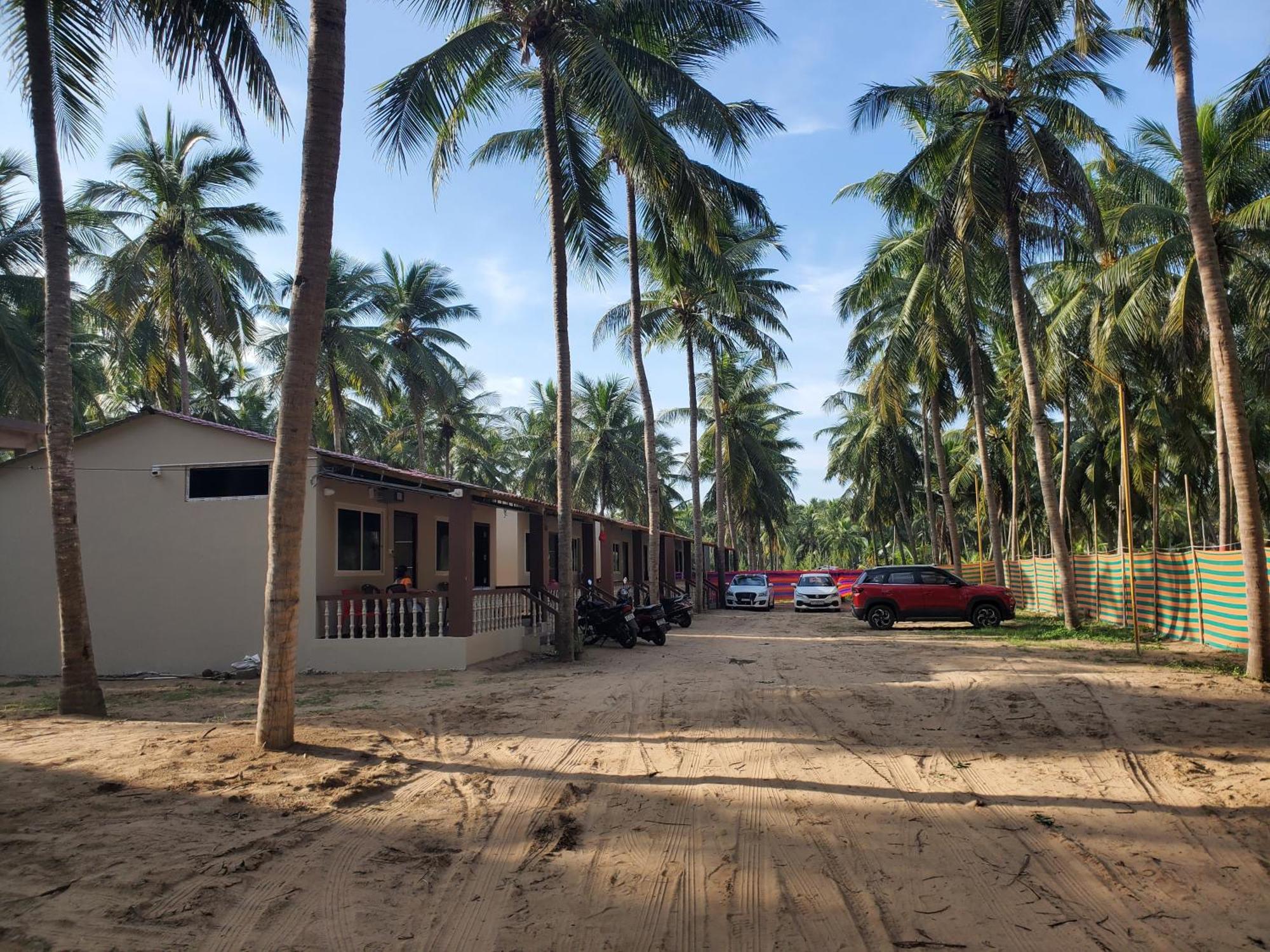 Coastline Beach Resort Perupalem Exterior photo